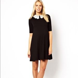 Swing dress with crochet collar ✨